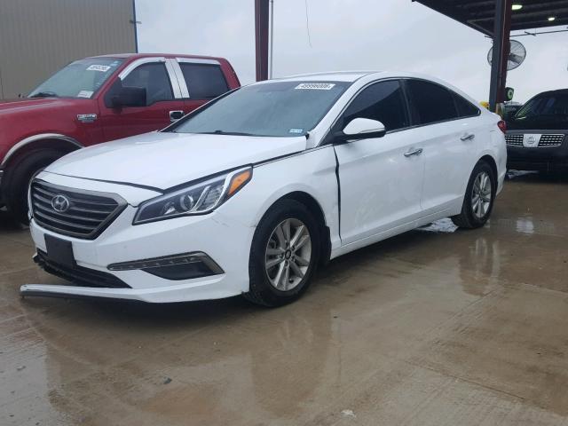 5NPE24AA7FH196903 - 2015 HYUNDAI SONATA ECO WHITE photo 2