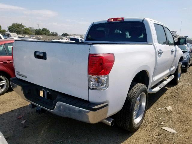 5TFEM5F11BX025278 - 2011 TOYOTA TUNDRA CRE WHITE photo 4