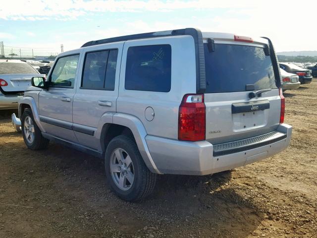 1J8HG48K18C233030 - 2008 JEEP COMMANDER SILVER photo 3
