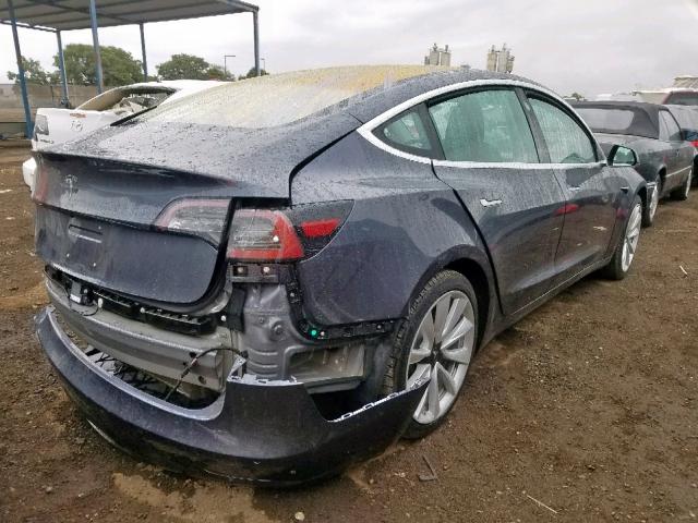 5YJ3E1EA4JF046441 - 2018 TESLA MODEL 3 GRAY photo 4