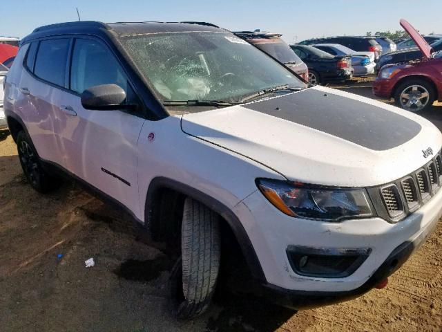 3C4NJDDB1JT501327 - 2018 JEEP COMPASS TR WHITE photo 1