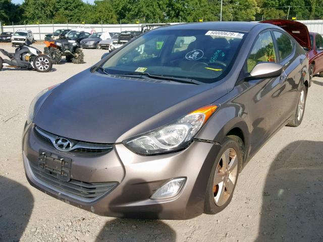 5NPDH4AE1CH086938 - 2012 HYUNDAI ELANTRA GL GRAY photo 2