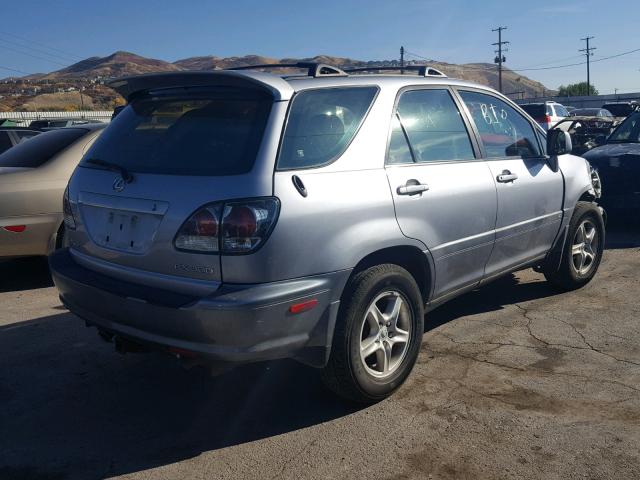 JTJGF10U030150889 - 2003 LEXUS RX 300 SILVER photo 4