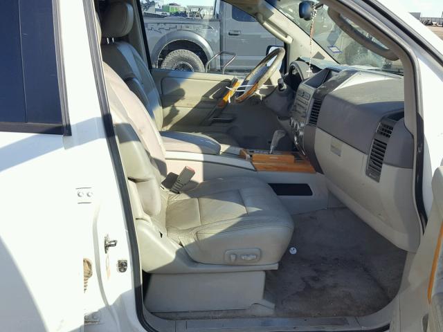 5N3AA08A25N803369 - 2005 INFINITI QX56 WHITE photo 5