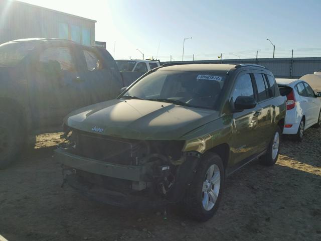 1C4NJDAB0CD554680 - 2012 JEEP COMPASS BA GREEN photo 2