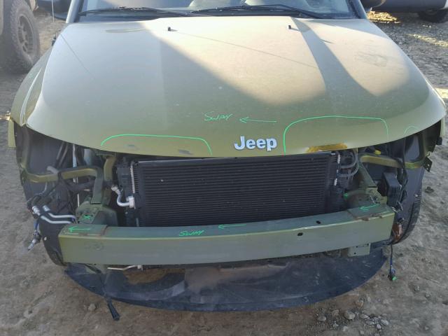 1C4NJDAB0CD554680 - 2012 JEEP COMPASS BA GREEN photo 9