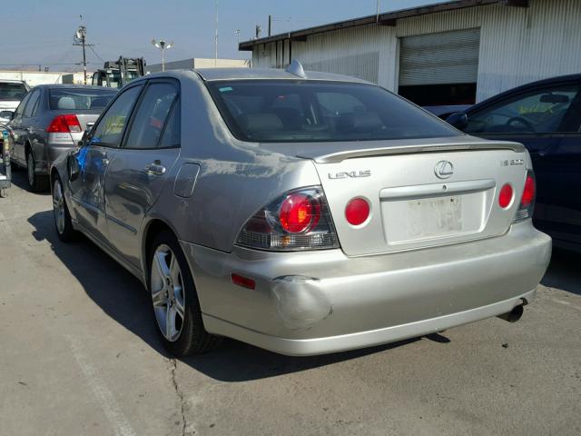 JTHBD192450095417 - 2005 LEXUS IS 300 SILVER photo 3