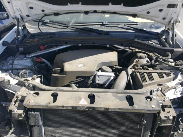 5UXWZ7C58G0R31998 - 2016 BMW X3 SDRIVE2 WHITE photo 7