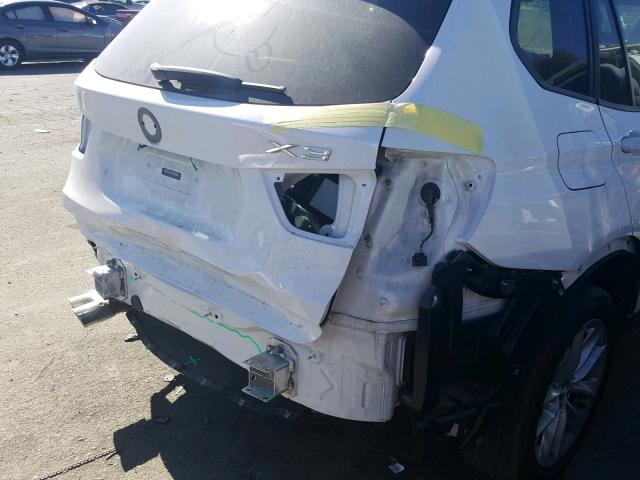 5UXWZ7C58G0R31998 - 2016 BMW X3 SDRIVE2 WHITE photo 9
