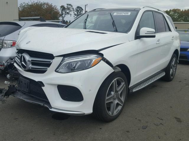 4JGDA5GB6GA634688 - 2016 MERCEDES-BENZ GLE 400 4M WHITE photo 2