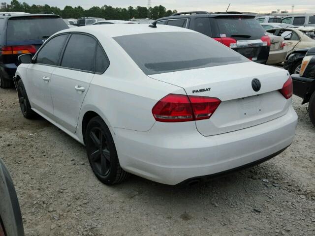 1VWBP7A32DC083390 - 2013 VOLKSWAGEN PASSAT SE WHITE photo 3