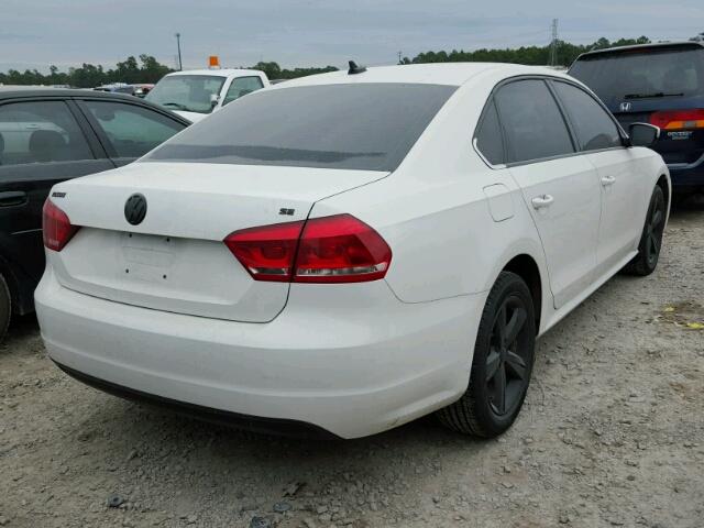 1VWBP7A32DC083390 - 2013 VOLKSWAGEN PASSAT SE WHITE photo 4