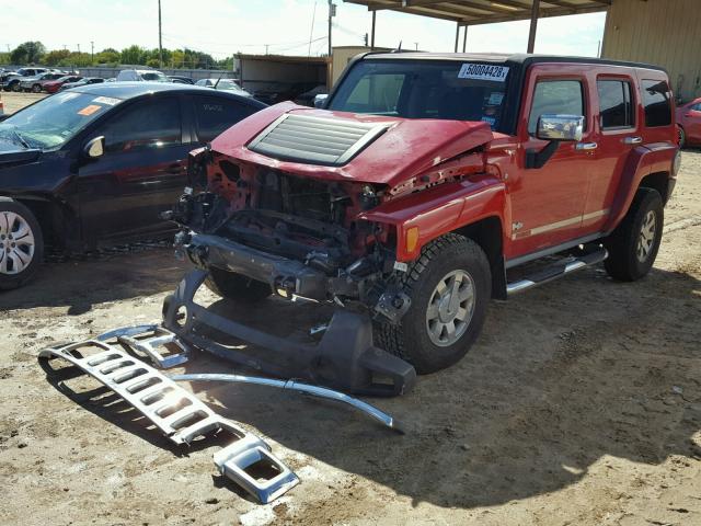 5GTDN13E178168315 - 2007 HUMMER H3 RED photo 2