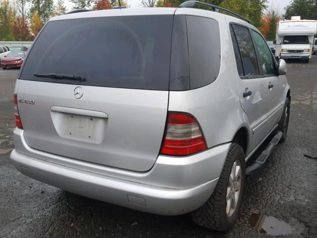 4JGAB72E7YA150110 - 2000 MERCEDES-BENZ ML 430 SILVER photo 4