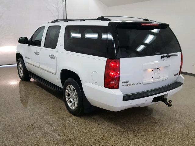 1GKFK16357J220187 - 2007 GMC YUKON XL K WHITE photo 3