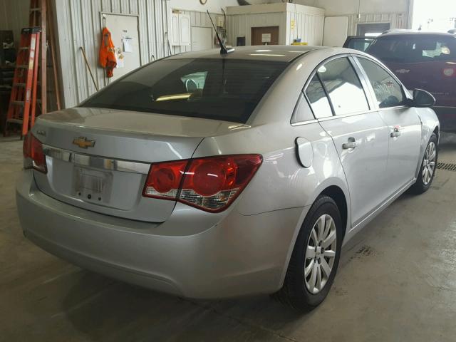 1G1PC5SH0B7150974 - 2011 CHEVROLET CRUZE LS SILVER photo 4