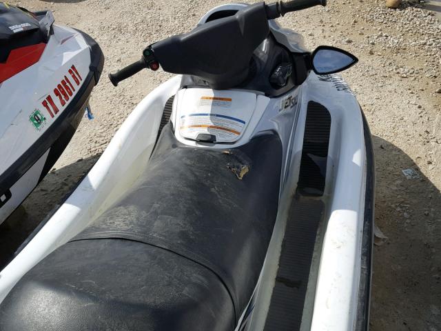 KAW12416E313 - 2013 KAWASAKI STX 15F WHITE photo 5