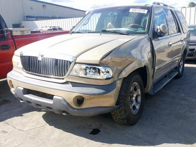 5LMPU28L4WLJ53204 - 1998 LINCOLN NAVIGATOR GOLD photo 2