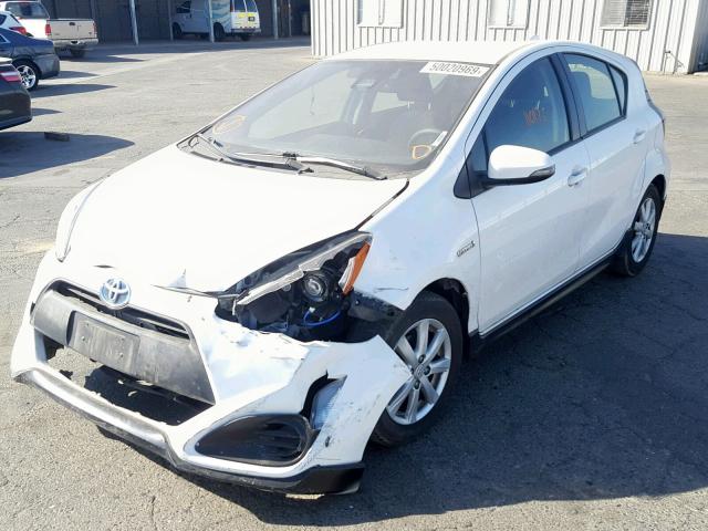 JTDKDTB30H1597050 - 2017 TOYOTA PRIUS C WHITE photo 2