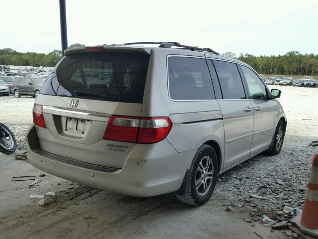 5FNRL38845B059636 - 2005 HONDA ODYSSEY TO SILVER photo 4