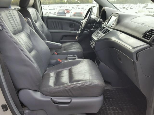 5FNRL38845B059636 - 2005 HONDA ODYSSEY TO SILVER photo 5