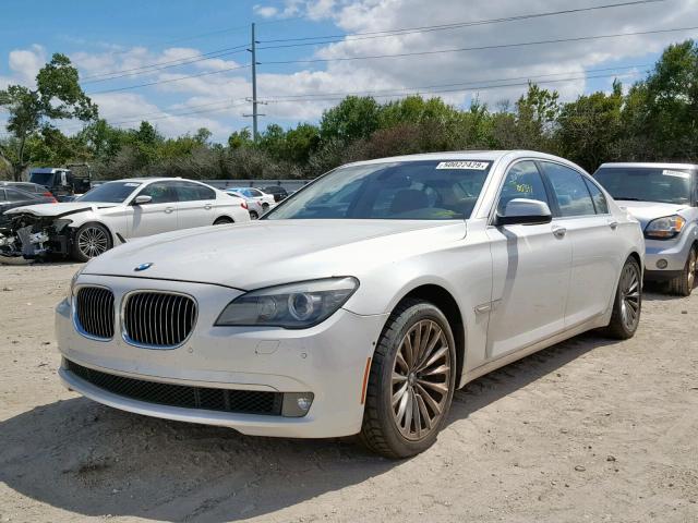 WBAKB8C55BCY65876 - 2011 BMW ALPINA B7 WHITE photo 2