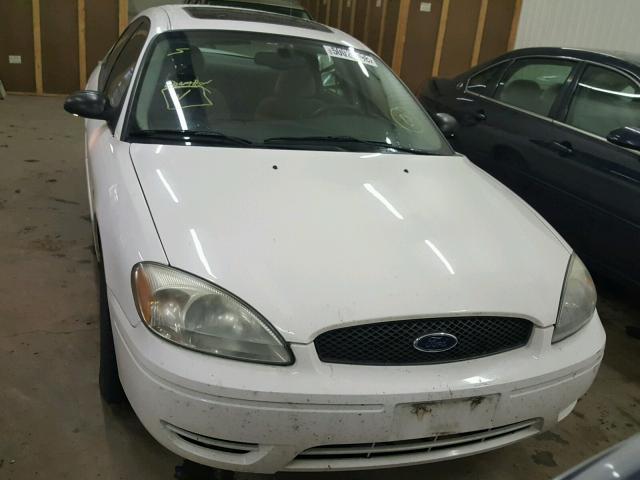 1FAFP55S94G144226 - 2004 FORD TAURUS SES WHITE photo 9