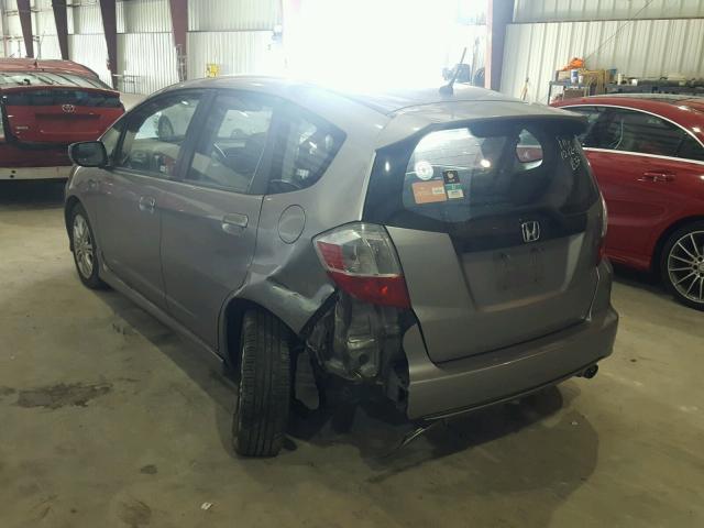 JHMGE886X9C000461 - 2009 HONDA FIT SPORT SILVER photo 3