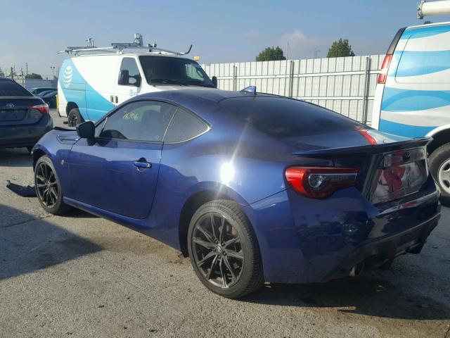 JF1ZNAA15H8702386 - 2017 TOYOTA 86 BASE BLUE photo 3