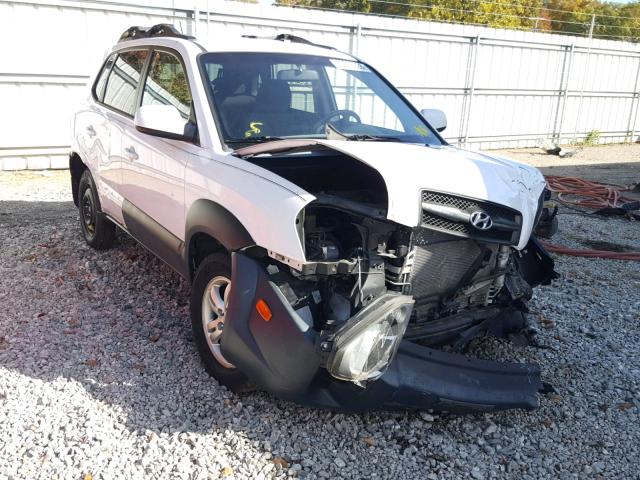 KM8JN12D48U883533 - 2008 HYUNDAI TUCSON SE WHITE photo 1