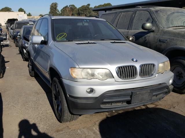 WBAFB33501LH23389 - 2001 BMW X5 4.4I GRAY photo 1