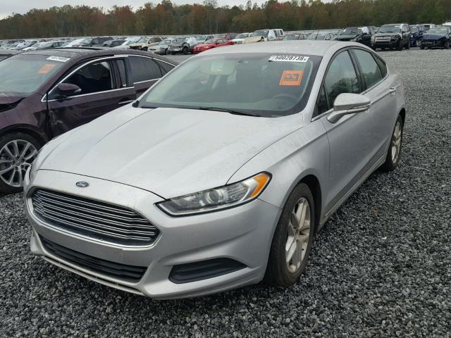 3FA6P0H7XFR229100 - 2015 FORD FUSION SE SILVER photo 2