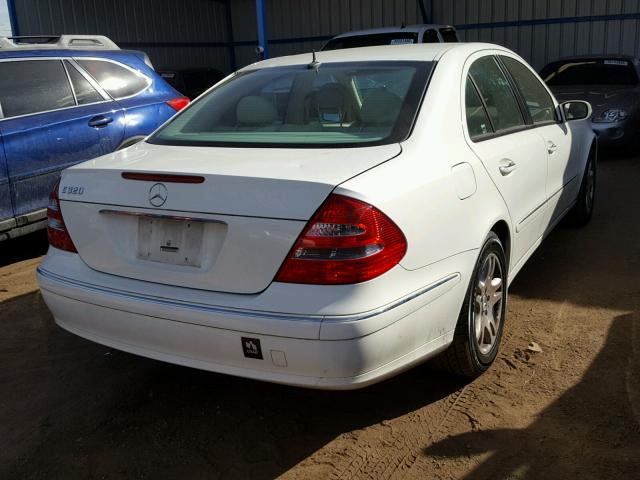 WDBUF65J03A185118 - 2003 MERCEDES-BENZ E 320 WHITE photo 4