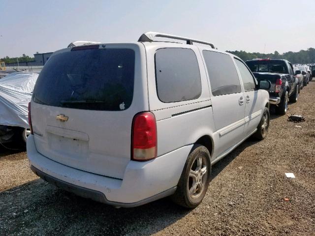 1GNDV33L95D169368 - 2005 CHEVROLET UPLANDER L WHITE photo 4