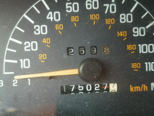 1G2WR52162F228947 - 2002 PONTIAC GRAND PRIX BLUE photo 8