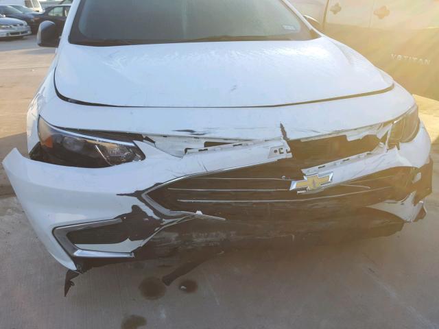 1G1ZB5ST4HF262482 - 2017 CHEVROLET MALIBU LS 白色 照片 9