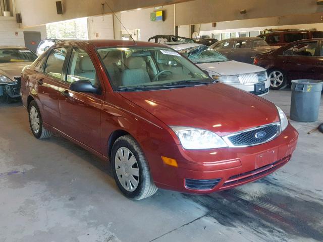 1FAFP34N55W133778 - 2005 FORD FOCUS ZX4 RED photo 1