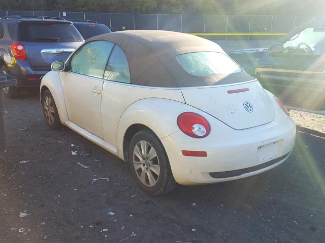 3VWRG31Y69M402007 - 2009 VOLKSWAGEN NEW BEETLE WHITE photo 3