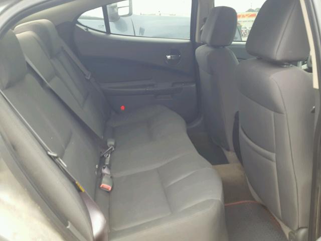 2G2WP522141369952 - 2004 PONTIAC GRAND PRIX GRAY photo 6