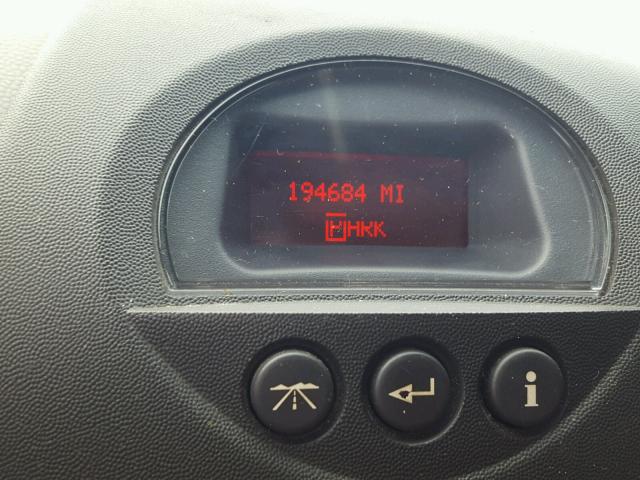 2G2WP522141369952 - 2004 PONTIAC GRAND PRIX GRAY photo 8