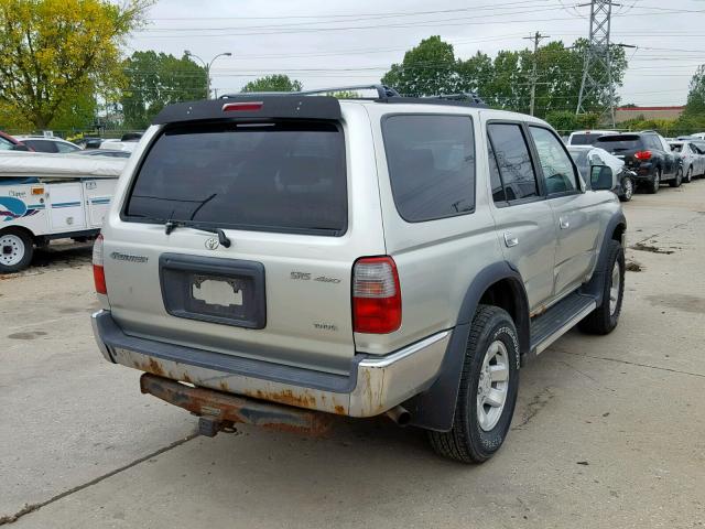 JT3HN86R1X0223395 - 1999 TOYOTA 4RUNNER SILVER photo 4