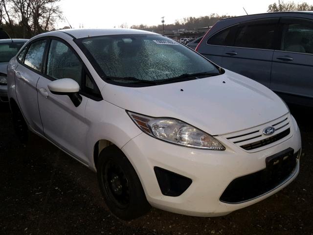 3FADP4AJ1BM216215 - 2011 FORD FIESTA S WHITE photo 1