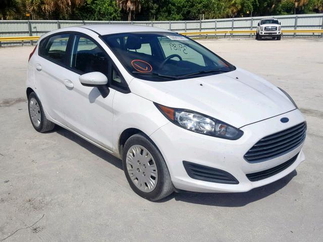 3FADP4TJ5GM169713 - 2016 FORD FIESTA S WHITE photo 1