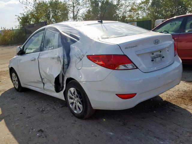 KMHCT4AE5GU136421 - 2016 HYUNDAI ACCENT SE WHITE photo 3