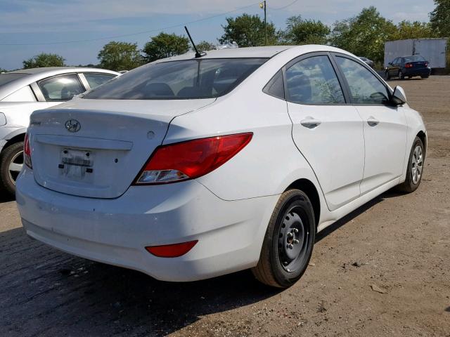 KMHCT4AE5GU136421 - 2016 HYUNDAI ACCENT SE WHITE photo 4