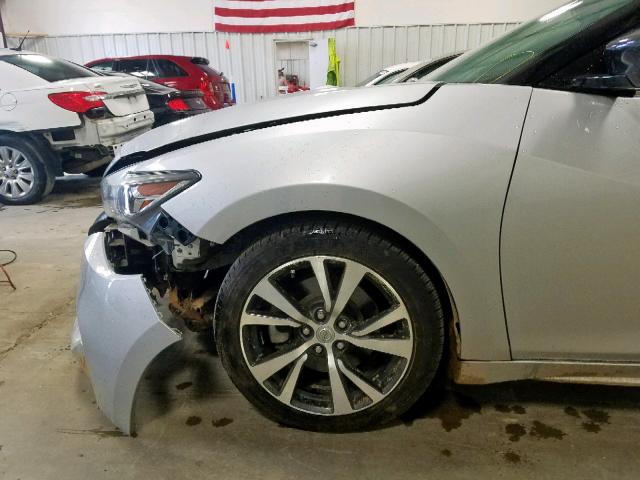 1N4AA6AP8GC427585 - 2016 NISSAN MAXIMA 3.5 SILVER photo 9