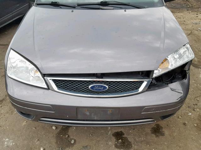 1FAHP34N47W227193 - 2007 FORD FOCUS ZX4 GRAY photo 7