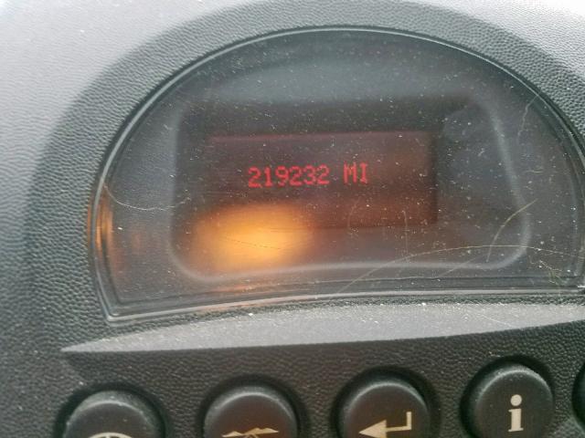 2G2WR544951164910 - 2005 PONTIAC GRAND PRIX WHITE photo 8