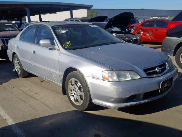 19UUA5668YA033651 - 2000 ACURA 3.2TL SILVER photo 1