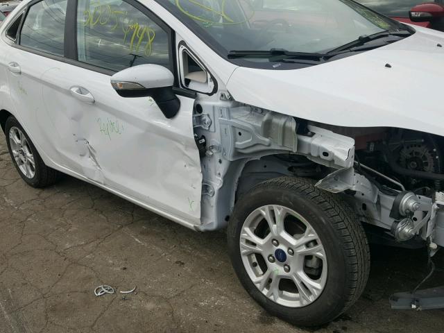 3FADP4BJ6GM174761 - 2016 FORD FIESTA SE WHITE photo 9